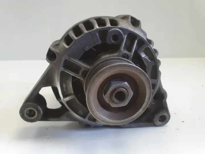 Audi A4 B5 1.8 T ALTERNATOR bosch 0123310022 70A