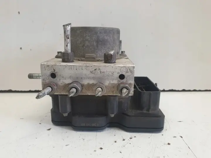 Renault Captur POMPA ABS hamulcowa 476608644R