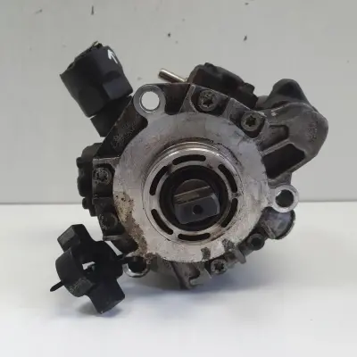 Volvo C30 V50 S40 II V70 III 2.0 D POMPA WTRYSKOWA paliwa