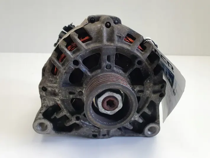 Peugeot 207 1.4 16V ALTERNATOR 9656956280 valeo