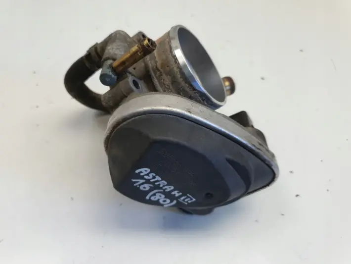 Opel Astra III H 1.6 16V PRZEPUSTNICA 55560398