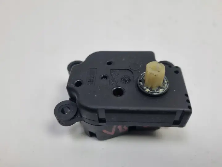 Volvo V60 I S60 II XC60 I LEWY SILNICZEK NAGRZEWNICY tył 41047324 41047324