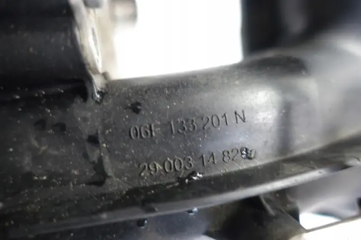 VW Golf V 2.0 FSI KOLEKTOR SSĄCY 06F133201N