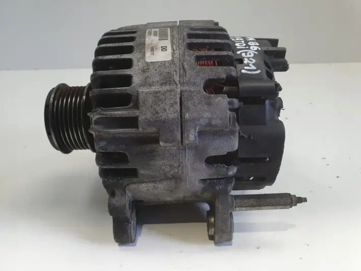 VW Passat B6 1.9 TDI ALTERNATOR
