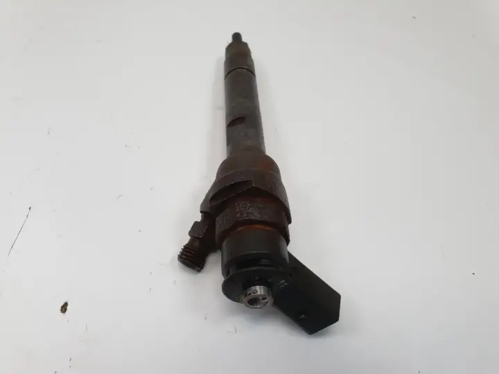 BMW E87 E90 E91 2.0 D WTRYSKIWACZ wtrysk 0445110289