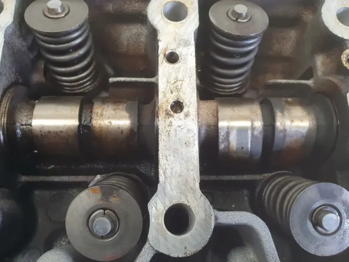 Citroen C3 1.4 8V GŁOWICA CYLINDRÓW 9634005110