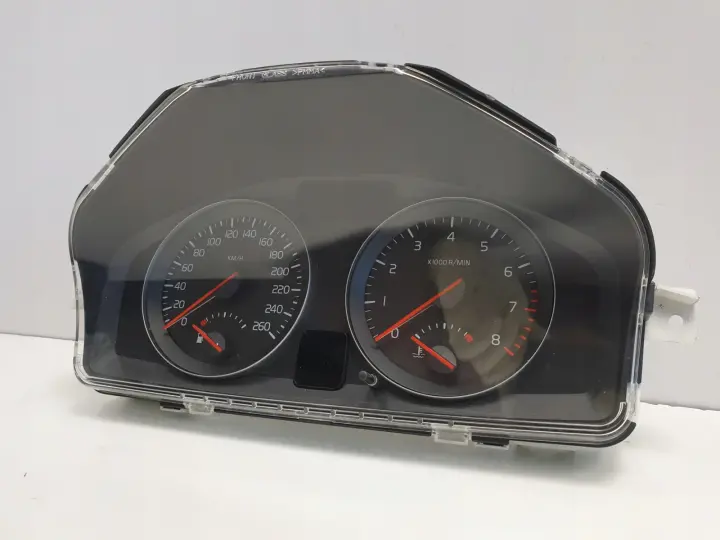 Volvo V50 1.8 16v LICZNIK ZEGARY europa 31254775