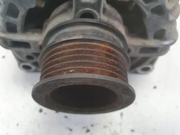 Opel Astra III H 1.8 16V ALTERNATOR bosch 0124325163