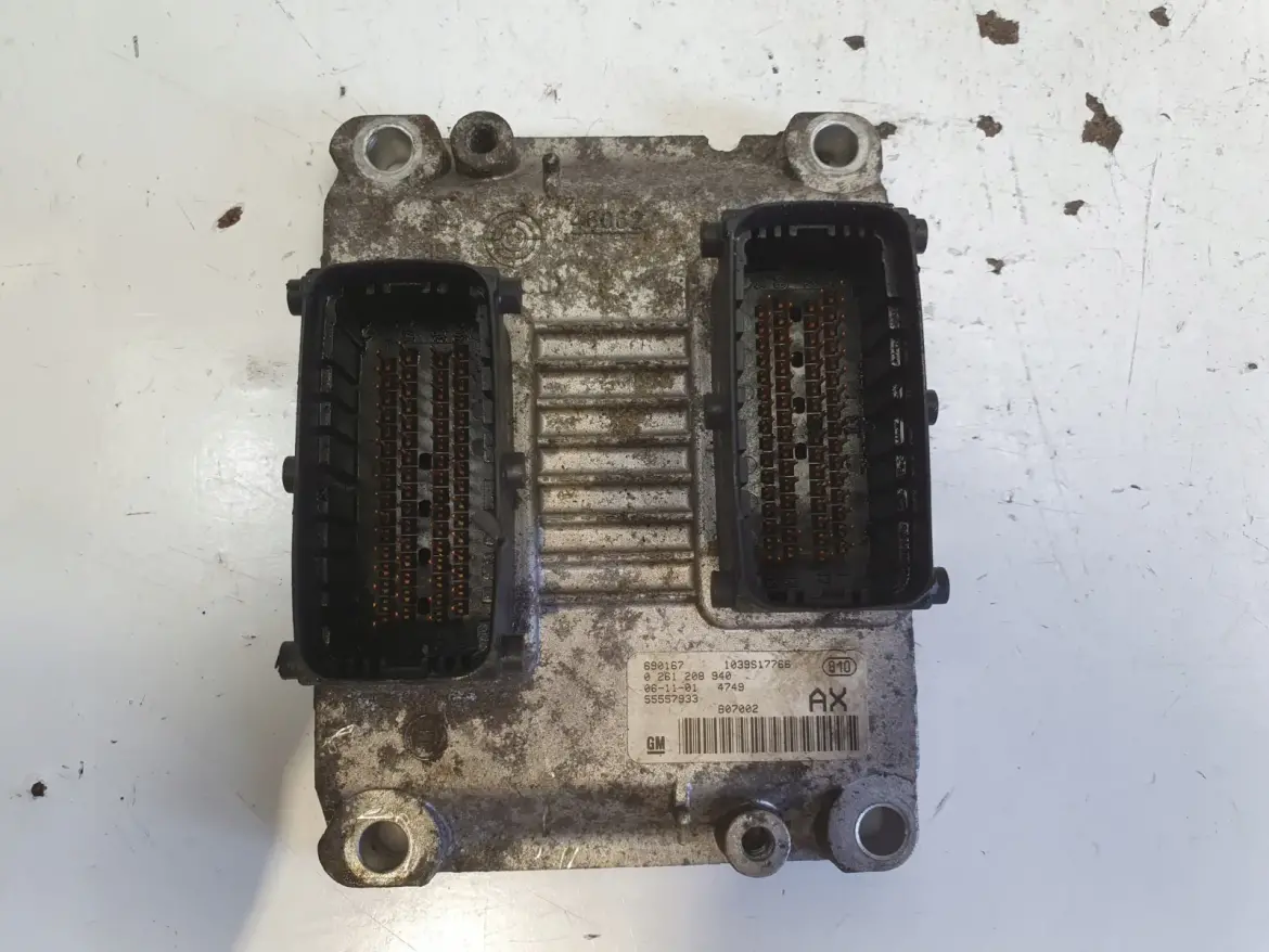 Opel Corsa D 1.2 16V STEROWNIK SILNIKA komputer 0261208940