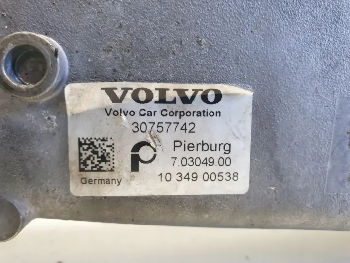 Volvo S60 II 2.0 D3 CHŁODNICA SPALIN EGR 30757742