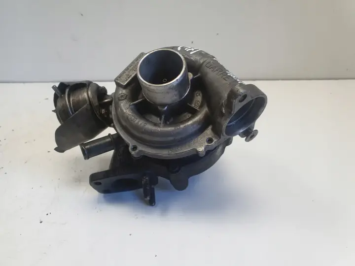 Citroen C4 C5 Peugeot 207 307 1.6 HDI TURBOSPRĘŻARKA turbo 9663199280 109KM