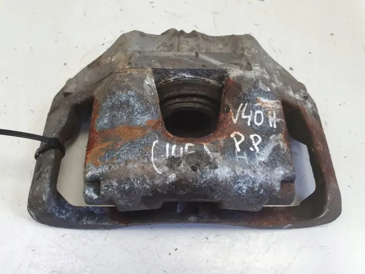 Volvo V40 II PRZEDNI ZACISK HAMULCOWY prawy przód PASAŻERA P.P 976