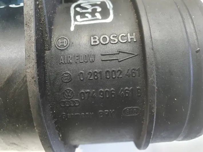 VW Golf V 2.0 TDI PRZEPŁYWOMIERZ POWIETRZA 0281002461 074906461B