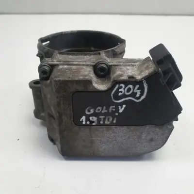 VW Golf V 1.9 TDI PRZEPUSTNICA 03G128063C