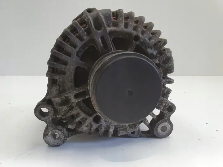 VW Golf V 2.0 SDI ALTERNATOR 06F903023C valeo 140A