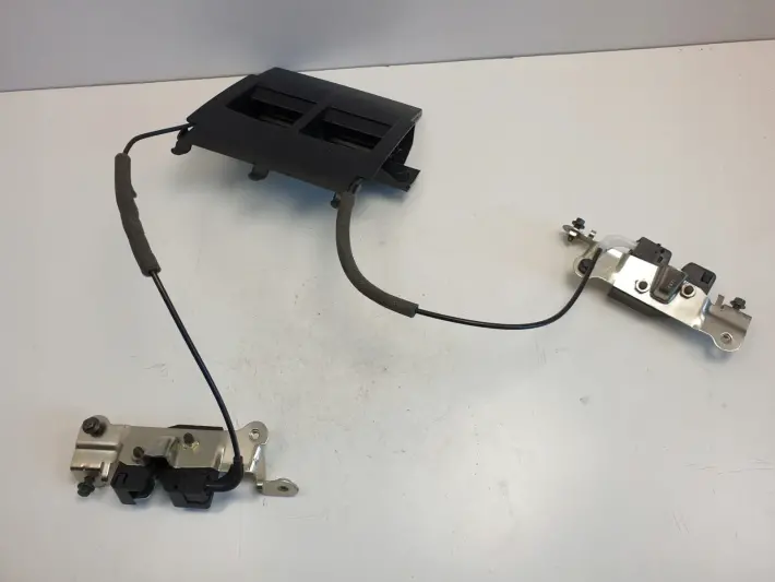 Volvo S60 II RĄCZKA SKŁADANIA FOTELI 30727871
