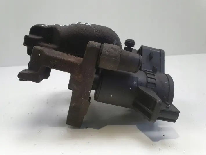 Volvo V60 XC60 II TYLNY ZACISK HAMULCOWY lewy tył 31687554