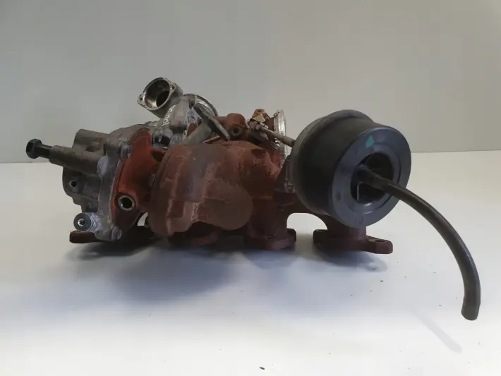 Volvo V60 II 2.0 D4 TURBOSPRĘŻARKA turbo 32240493 32240494 31491217