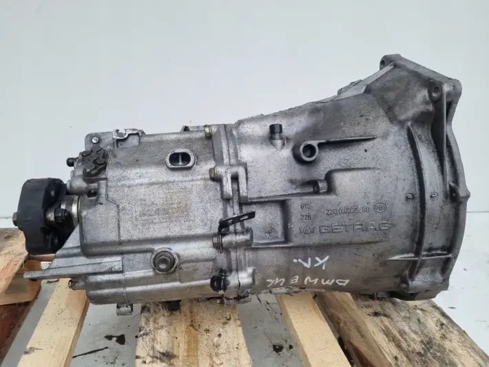 Audi A4 B5 1.8 20v KRZYNIA BIEGÓW DHZ manualna MANUAL