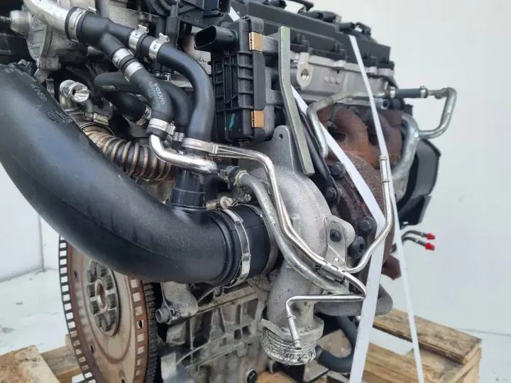 SILNIK BEZ OSPRZĘTU Volvo XC70 II 2.4 D D5 DIESEL 163KM pali D5244T D5244T5