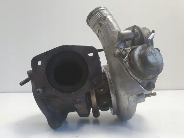 Volvo XC90 2.5 T TURBOSPRĘŻARKA turbo TD04L-14T 8692518