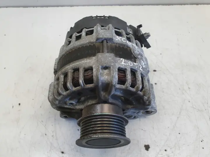 Volvo XC60 2.0 T TURBO ALTERNATOR 30644945