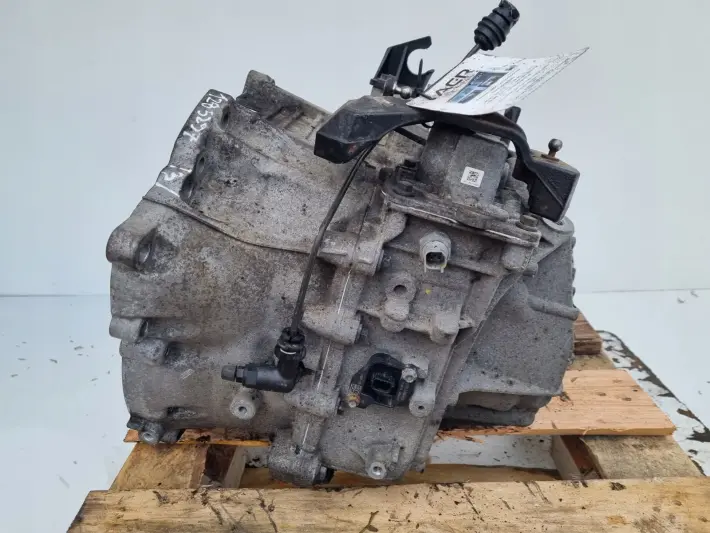 Volvo S60 II V60 2.0 D4 SKRZYNIA BIEGÓW manualna EU1R-7002-TEE 1285297