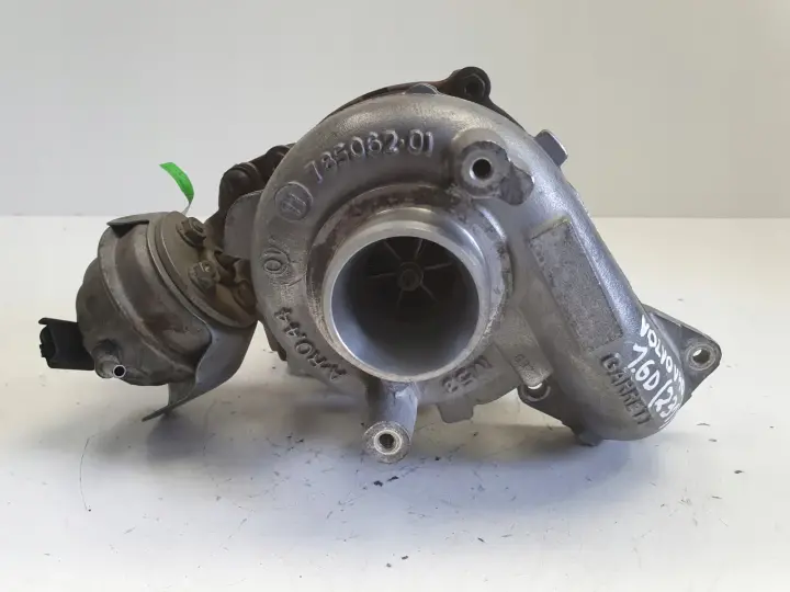 Volvo V40 II 1.6 D2 TURBOSPRĘŻARKA turbo 9686120680