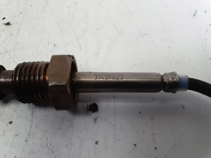 Volvo V70 III XC70 II lift 2.0D D4 CZUJNIK TEMPERATURY SPALIN 31439823