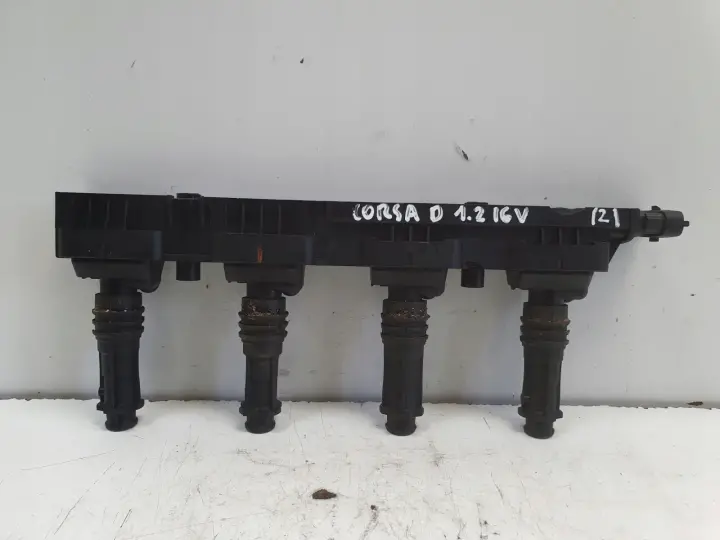 Opel Corsa D 1.2 1.4 16V CEWKA ZAPŁONOWA 0221503472