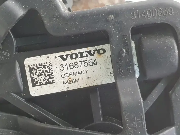 Volvo V60 XC60 II TYLNY ZACISK HAMULCOWY lewy tył 31687554