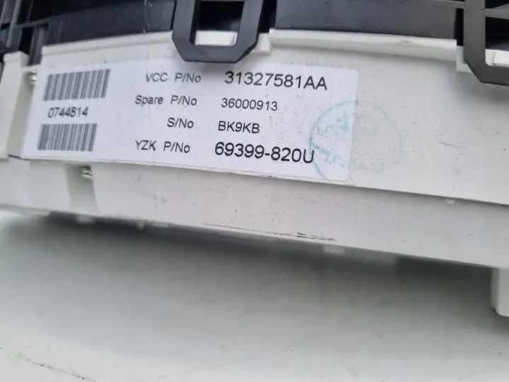 Volvo XC60 I V60 I S60 II 2.4 D5 LICZNIK ZEGARY Europa 31327581AA diesel