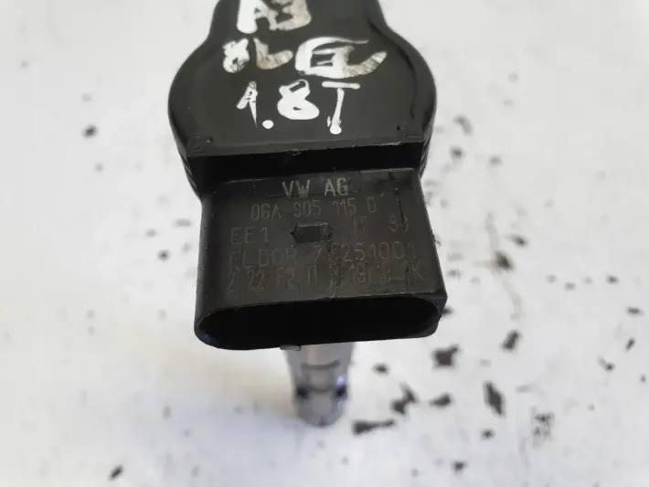 Audi A3 8L 1.8 T turbo CEWKA ZAPŁONOWA 06A905115D