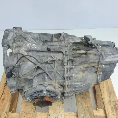 Audi A4 B6 2.4 V6 SKRZYNIA BIEGÓW multitronic GWQ