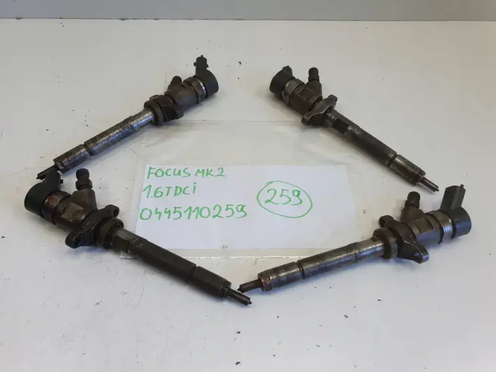 Ford Focus MK2 II 1.6 TDCI WTRYSKIWACZ wtrysk 0445110259