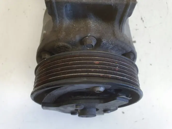 VW Passat B6 2.0 TDI SPRĘŻARKA KLIMATYZACJI 5N0820803