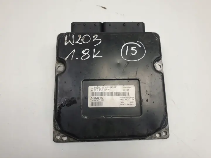 Mercedes W203 1.8 K STEROWNIK SILNIKA komputer A2711532279