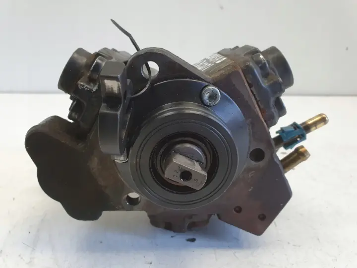 Opel Corsa D 1.3 CDTI POMPA WTRYSKOWA paliwa 0445010204