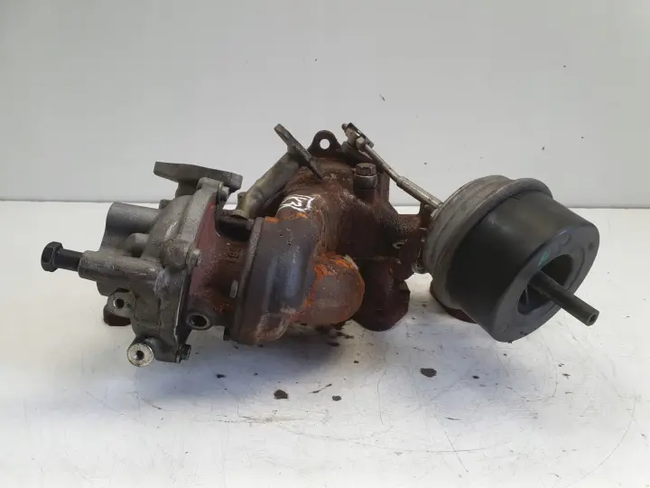 Volvo V60 II 2.0 D4 TURBOSPRĘŻARKA turbo 32240493 32240494