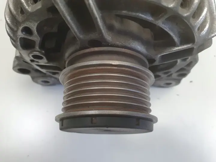 VW Golf IV Seat Leon I 1.9 TDI ALTERNATOR 038903023K 70A