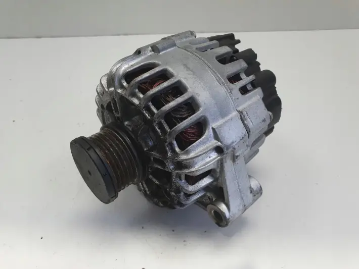 Mitsubishi Colt VI 1.5 DID ALTERNATOR valeo A6391500350 115A