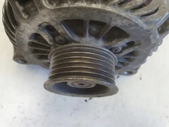 Citroen C4 Picasso 1.8 16V ALTERNATOR 9649846880