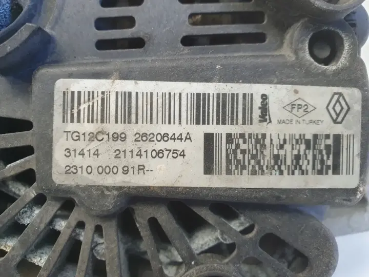 Dacia Duster I 1.2 TCe ALTERNATOR 231000091R valeo