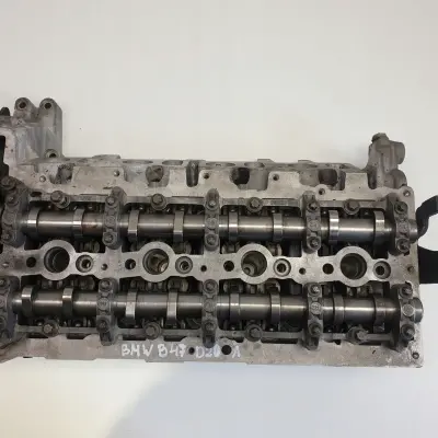 BMW F30 2.0 D GŁOWICA CYLINDRÓW wałki 85137090400