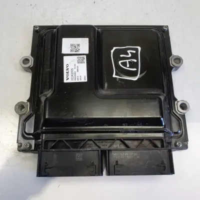 Volvo V60 II 2.0 D4 STEROWNIK SILNIKA komputer MODUŁ 32242005