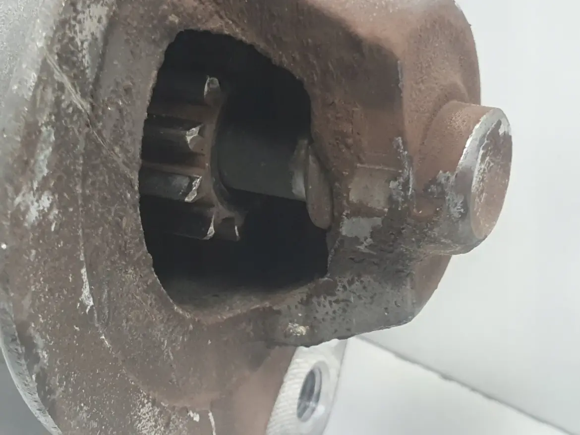 Ford Mondeo MK4 2.5 T turbo ROZRUSZNIK 31268035