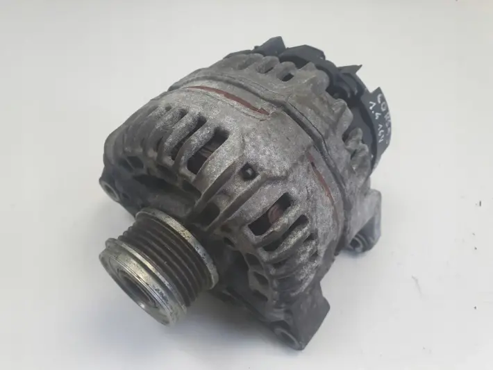 Opel Corsa D 1.4 16V ALTERNATOR bosch 0124425087 120A