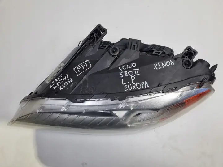 Volvo S80 II V70 III XC70 PRZEDNIA LAMPA LEWA LEWY PRZÓD XENON 31214347