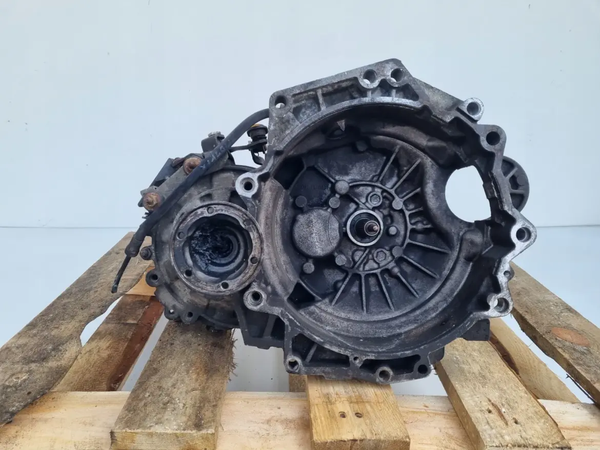 Audi A3 8L 1.6 16V SKRZYNIA BIEGÓW DUW manualna MANUAL