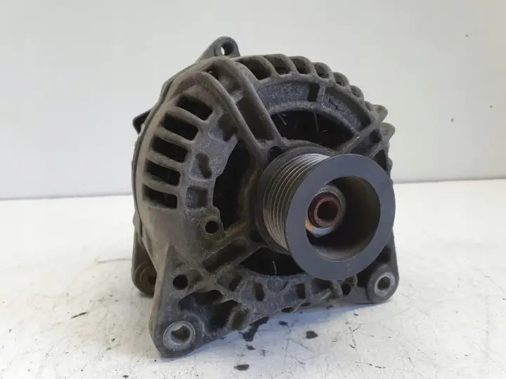 Renault Scenic III 1.9 DCI ALTERNATOR Bosch 0124525151 150A